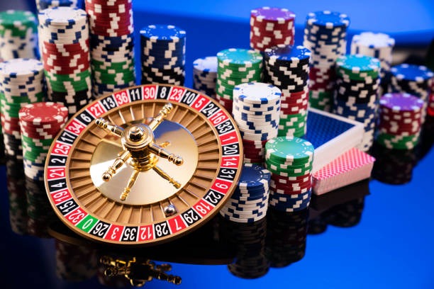 Multi-game dashboard showing sports odds, live dealer tables, and slot game thumbnails