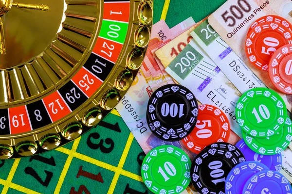 video thumbnail of live baccarat dealer dealing cards